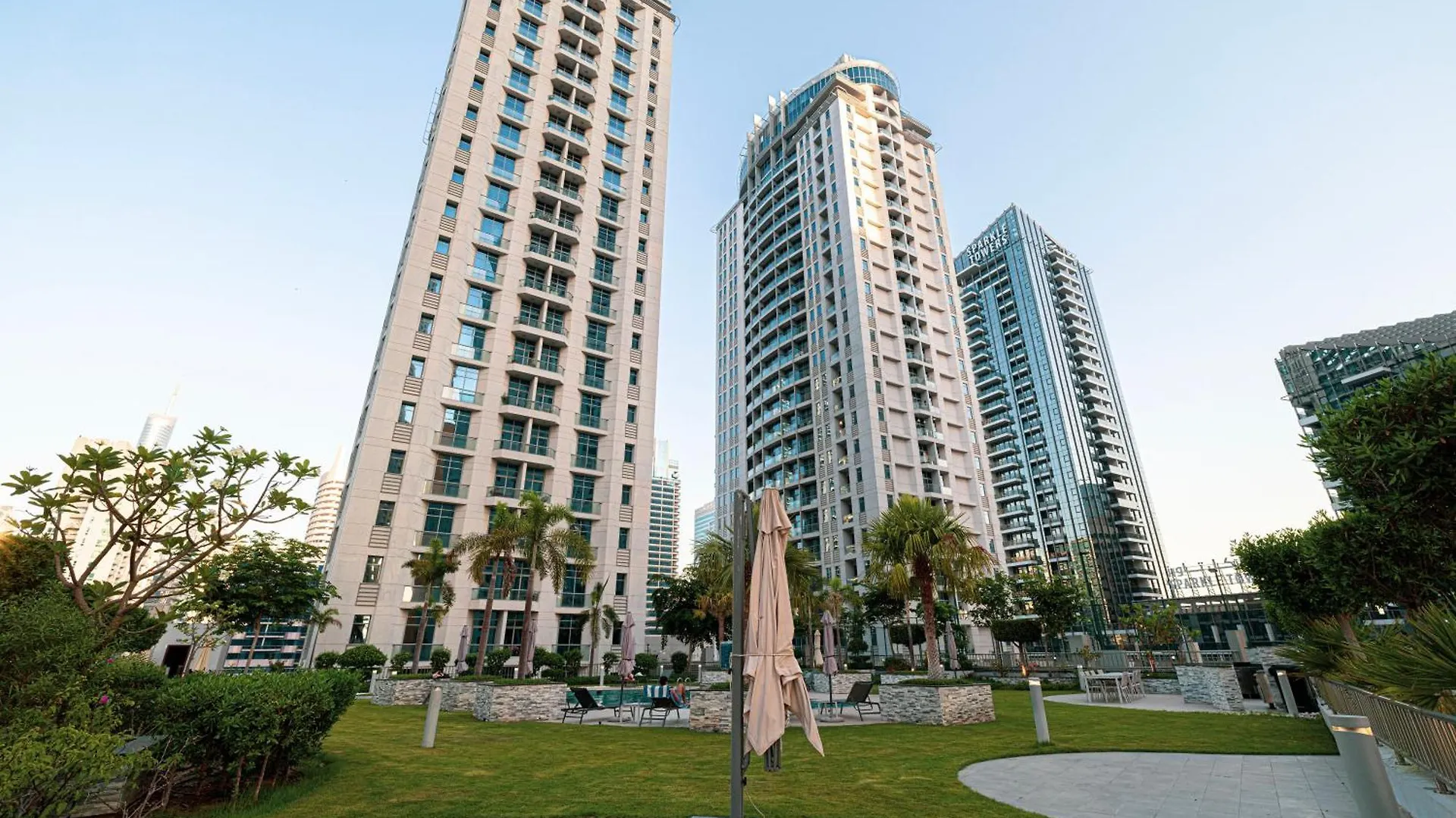 Apartment Black & Bold - Aesthetic Stay Dubai United Arab Emirates