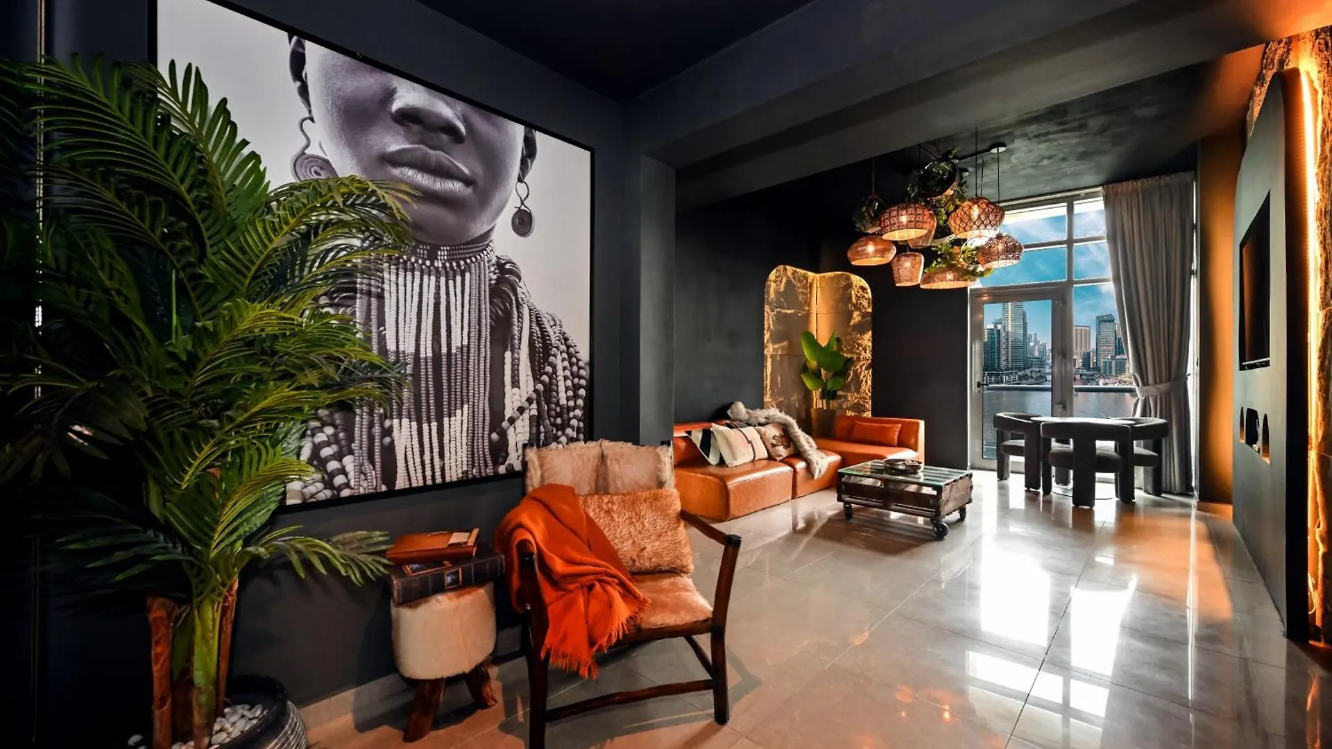 Black & Bold - Aesthetic Stay Dubai Apartment