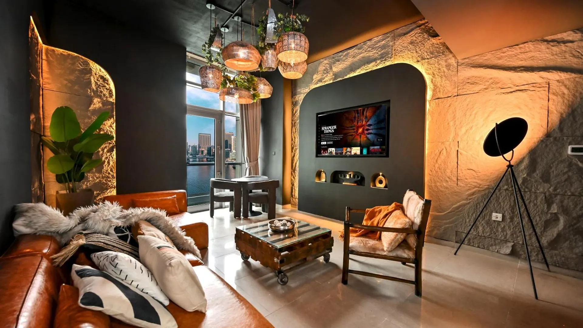 דובאי Black & Bold - Aesthetic Stay