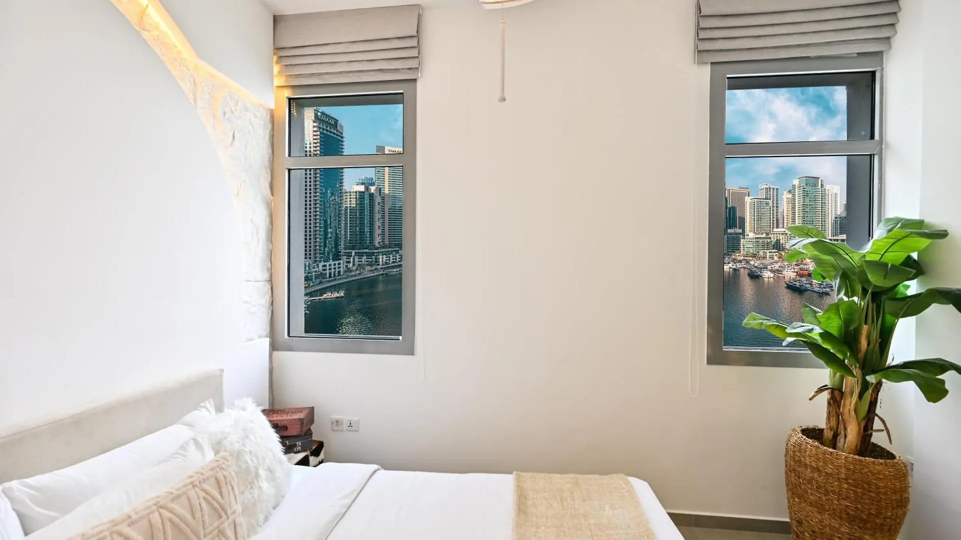 Black & Bold - Aesthetic Stay Dubai Apartment