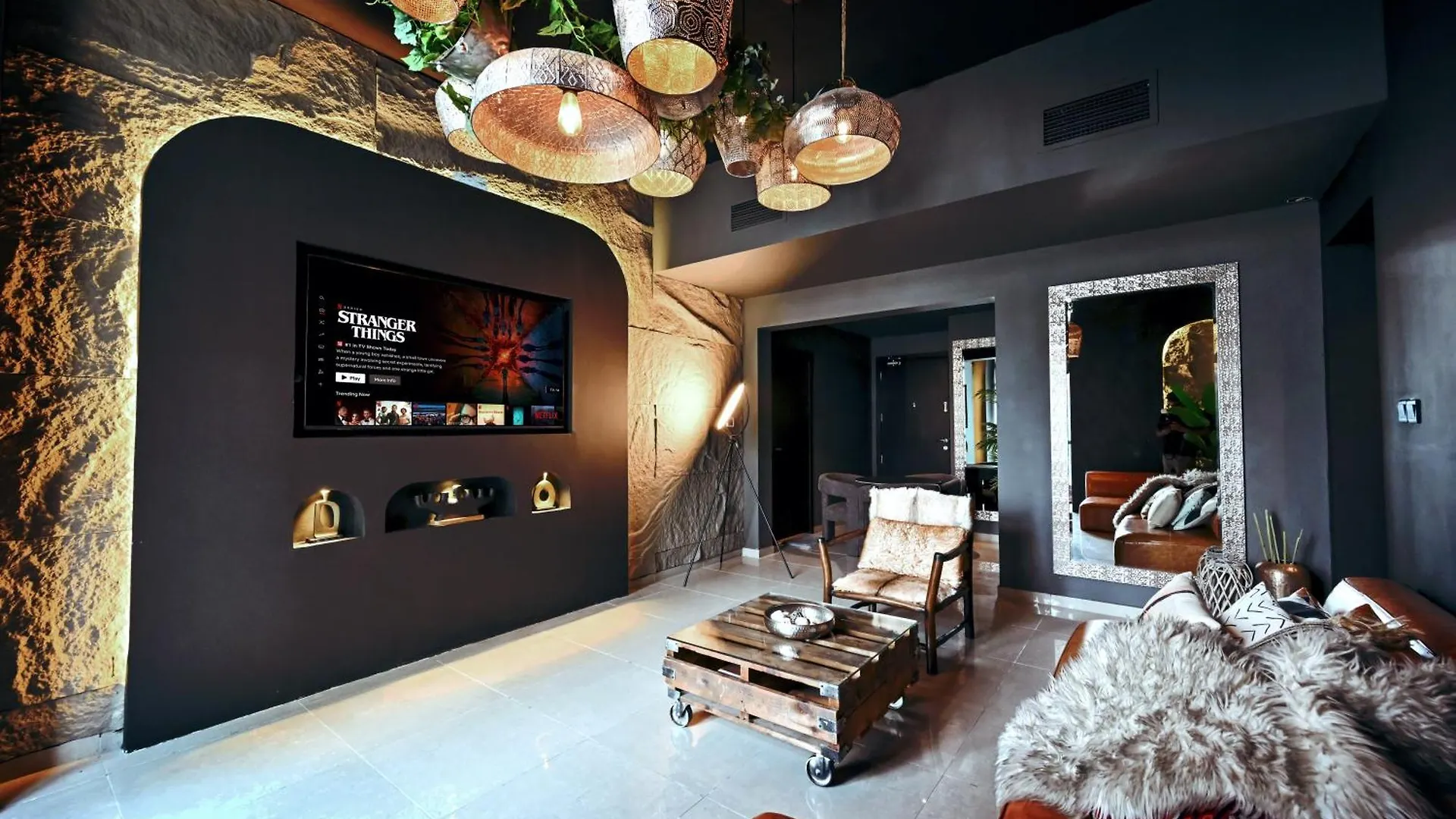 Apartment Black & Bold - Aesthetic Stay Dubai